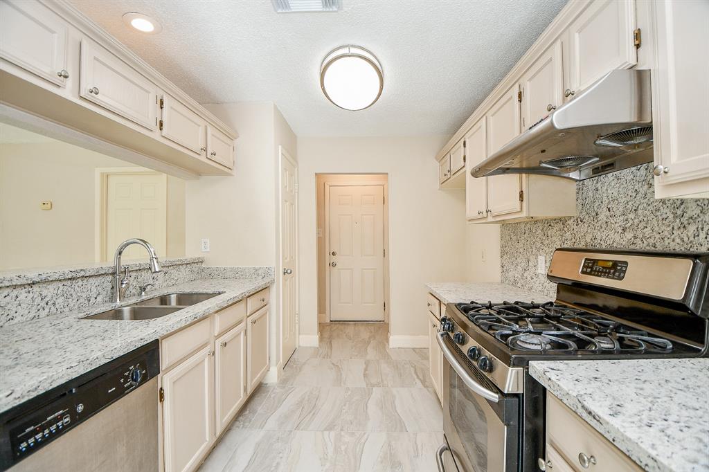 3920 Frontier Drive, Sugar Land, Texas image 21