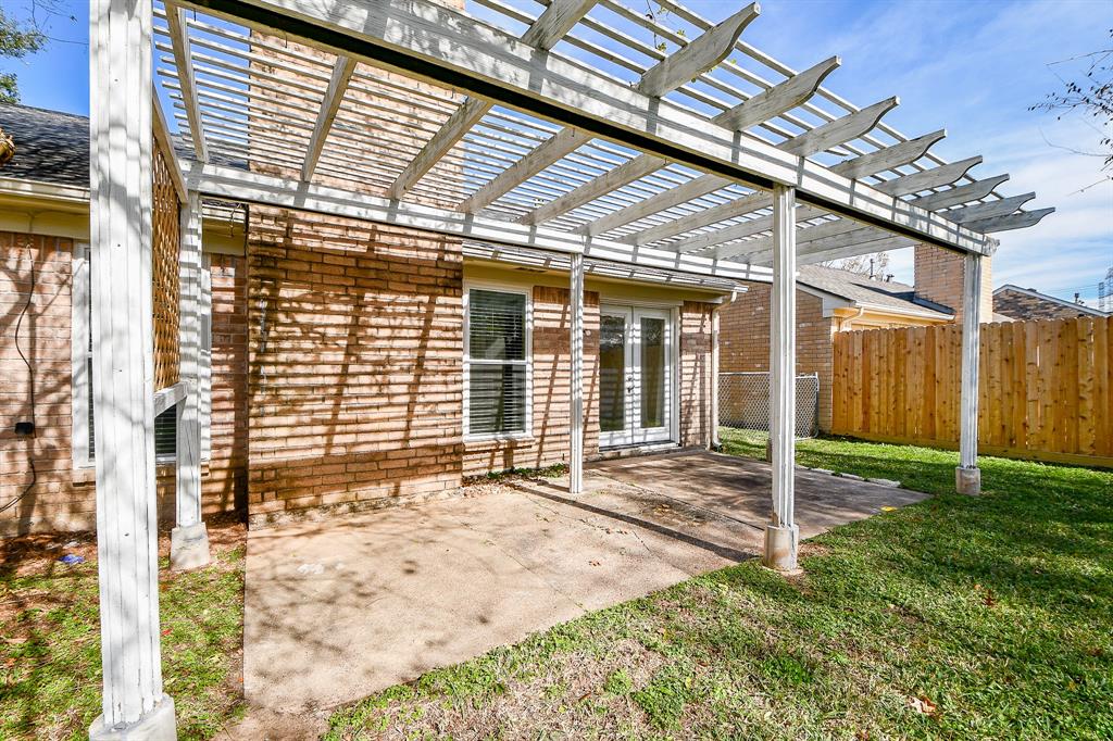 3920 Frontier Drive, Sugar Land, Texas image 8