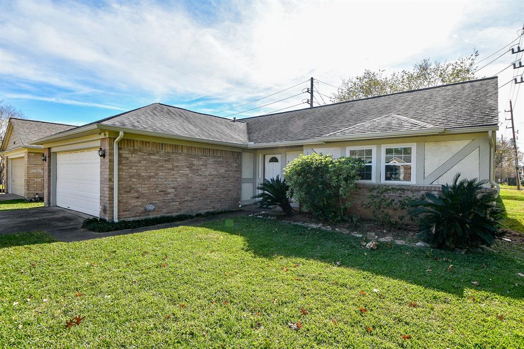 3920 Frontier Drive, Sugar Land, Texas image 1