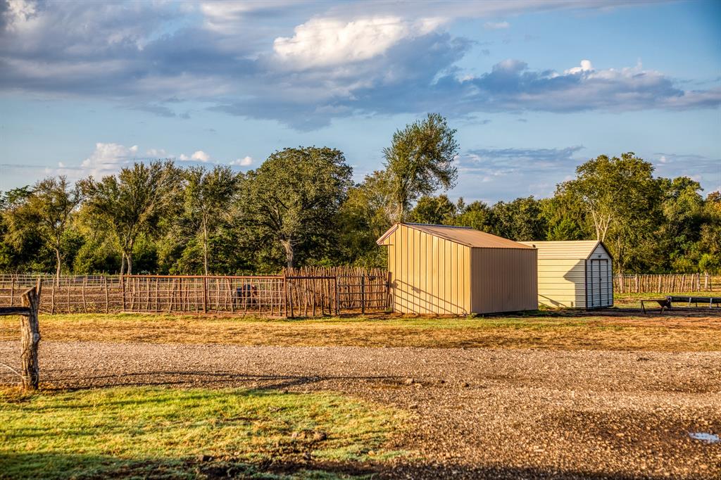 1465 Lomax Harmel Road, Carmine, Texas image 27