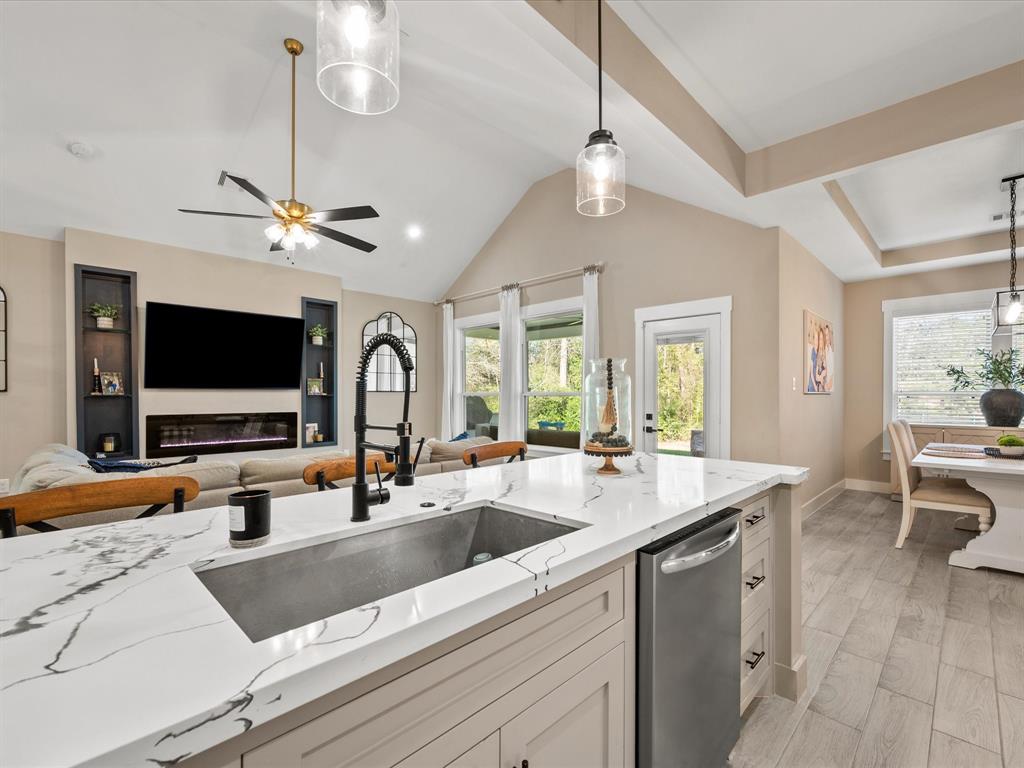 12077 Mustang Avenue, Willis, Texas image 13