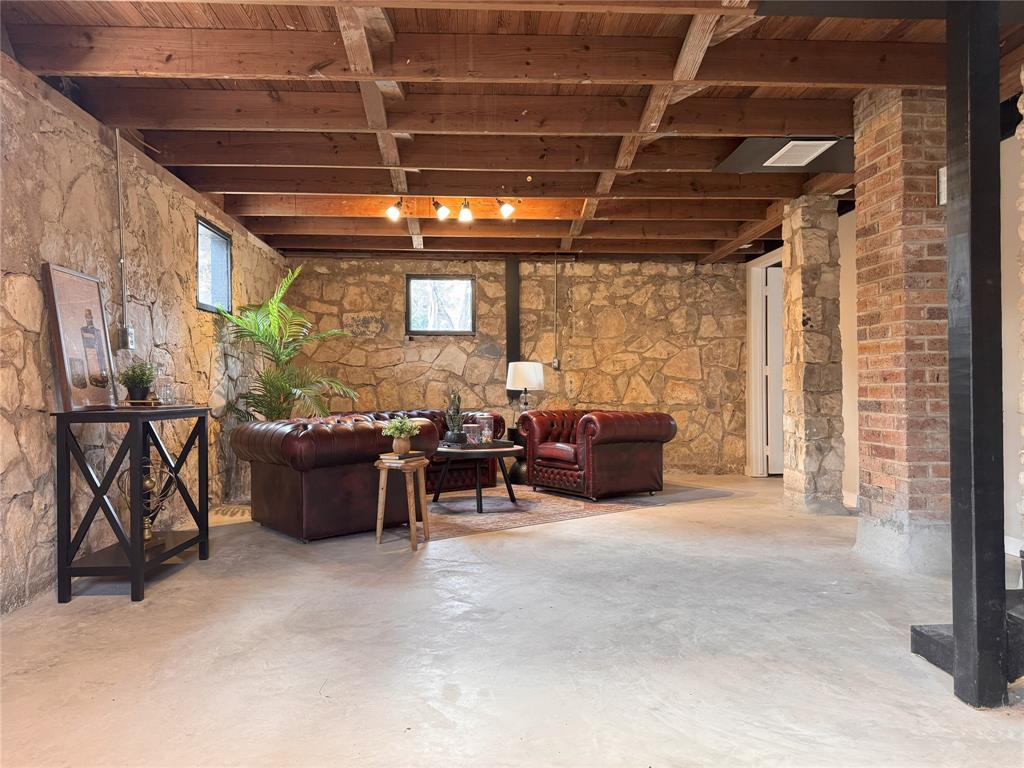 1409 Katy Street, New Braunfels, Texas image 12