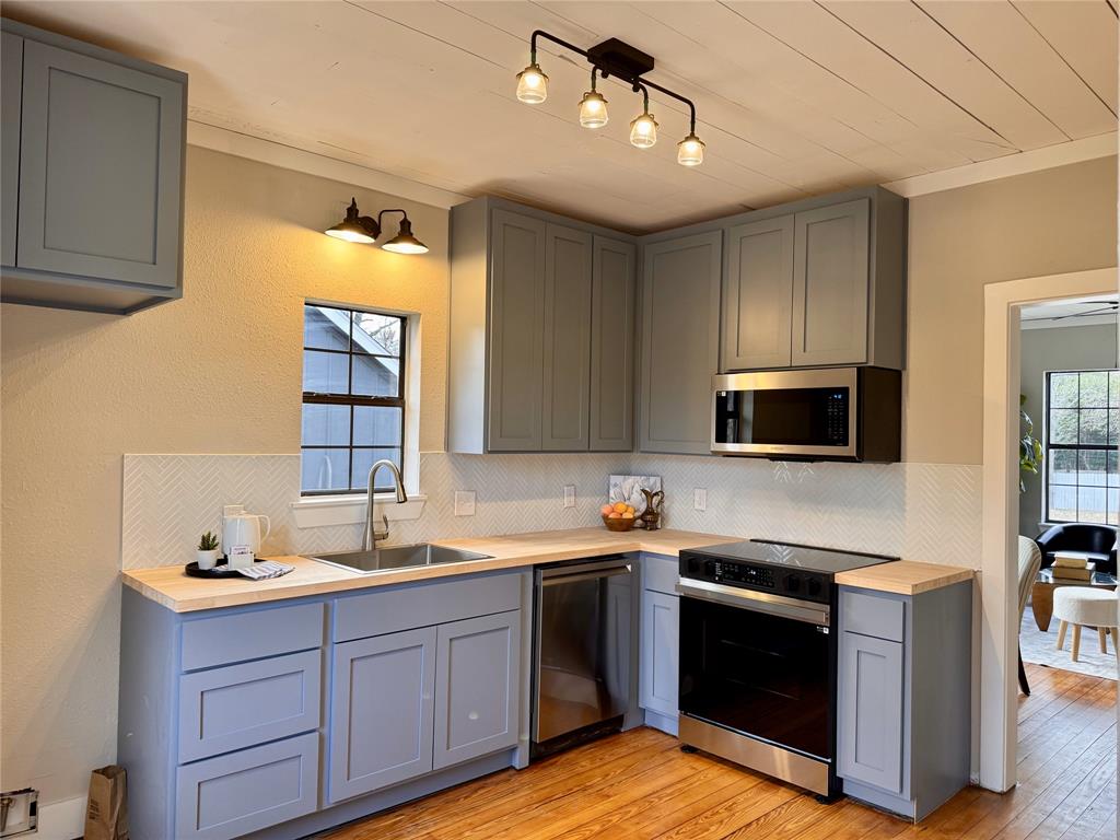 1409 Katy Street, New Braunfels, Texas image 7