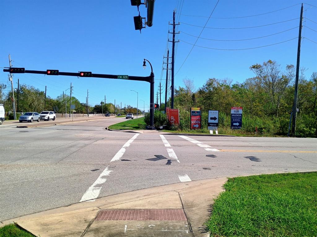 Bailey Rd / Masters Road, Pearland, Texas image 6