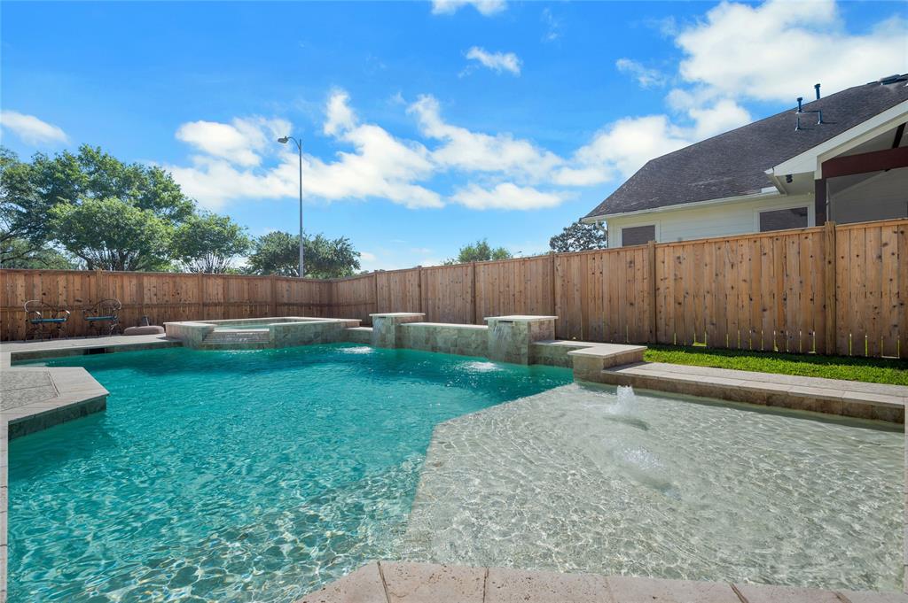 6003 Tarra Firma Drive, Spring, Texas image 3