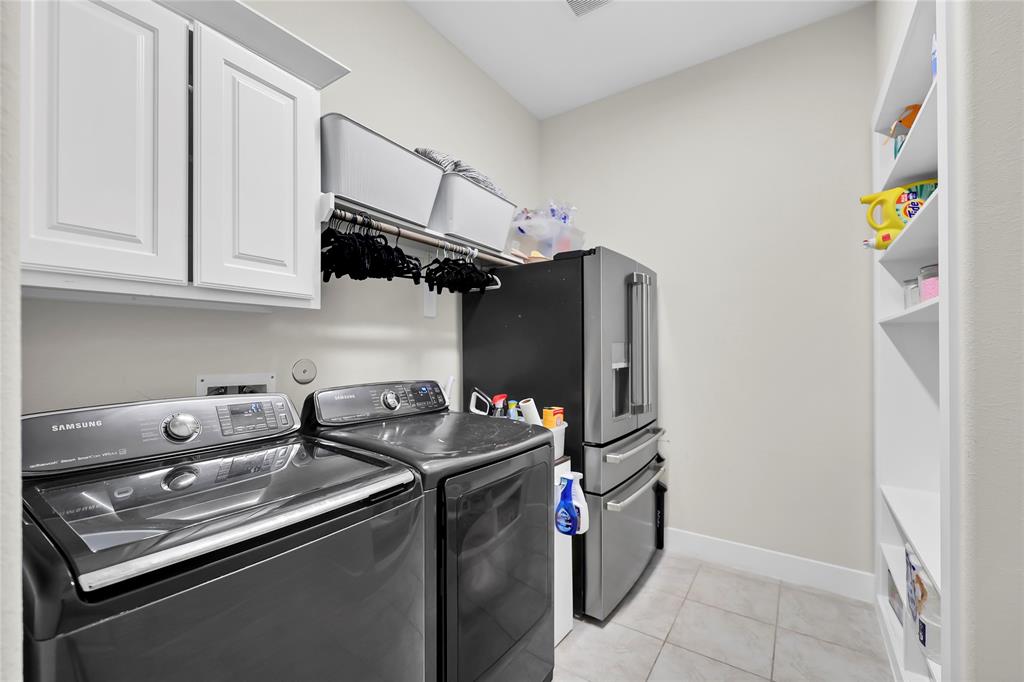 437 Ripple Edge Court, Katy, Texas image 39