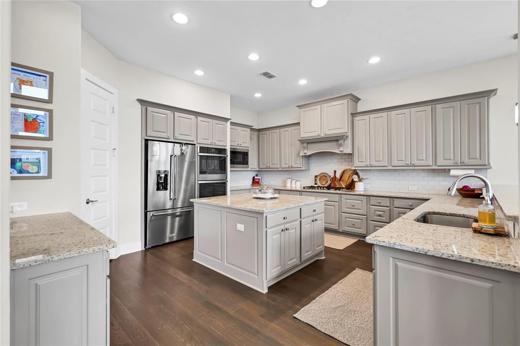 437 Ripple Edge Court, Katy, Texas image 23