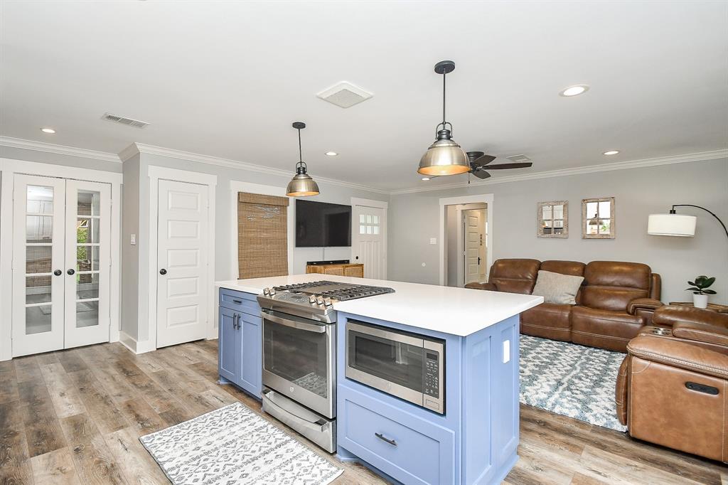 1927 Tabor Street, Houston, Texas image 18