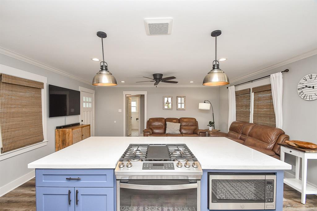 1927 Tabor Street, Houston, Texas image 16