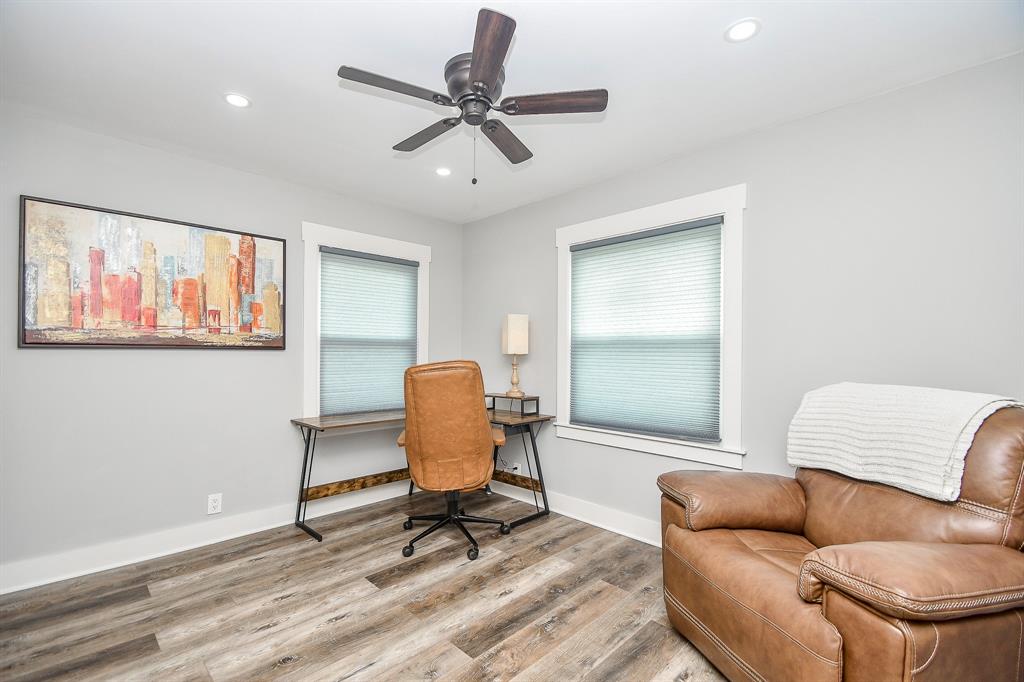 1927 Tabor Street, Houston, Texas image 9