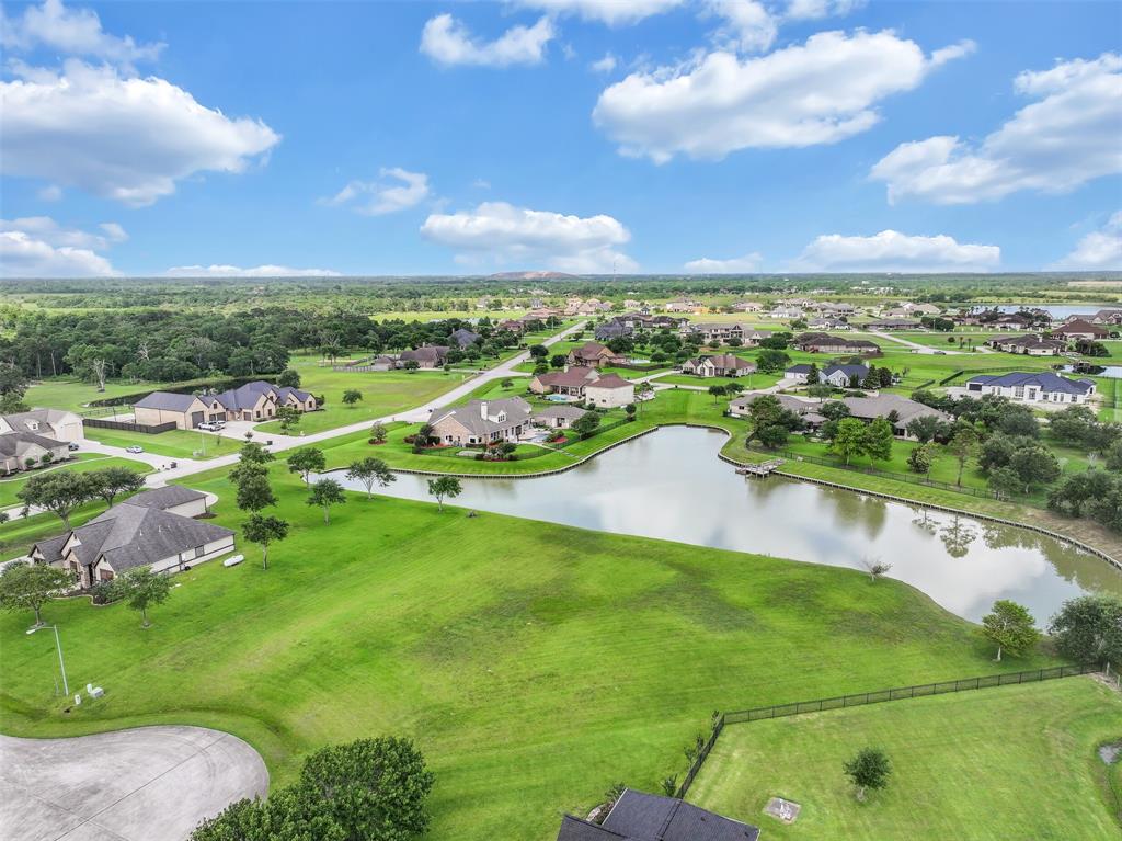 401 Pine View, Dickinson, Texas image 5