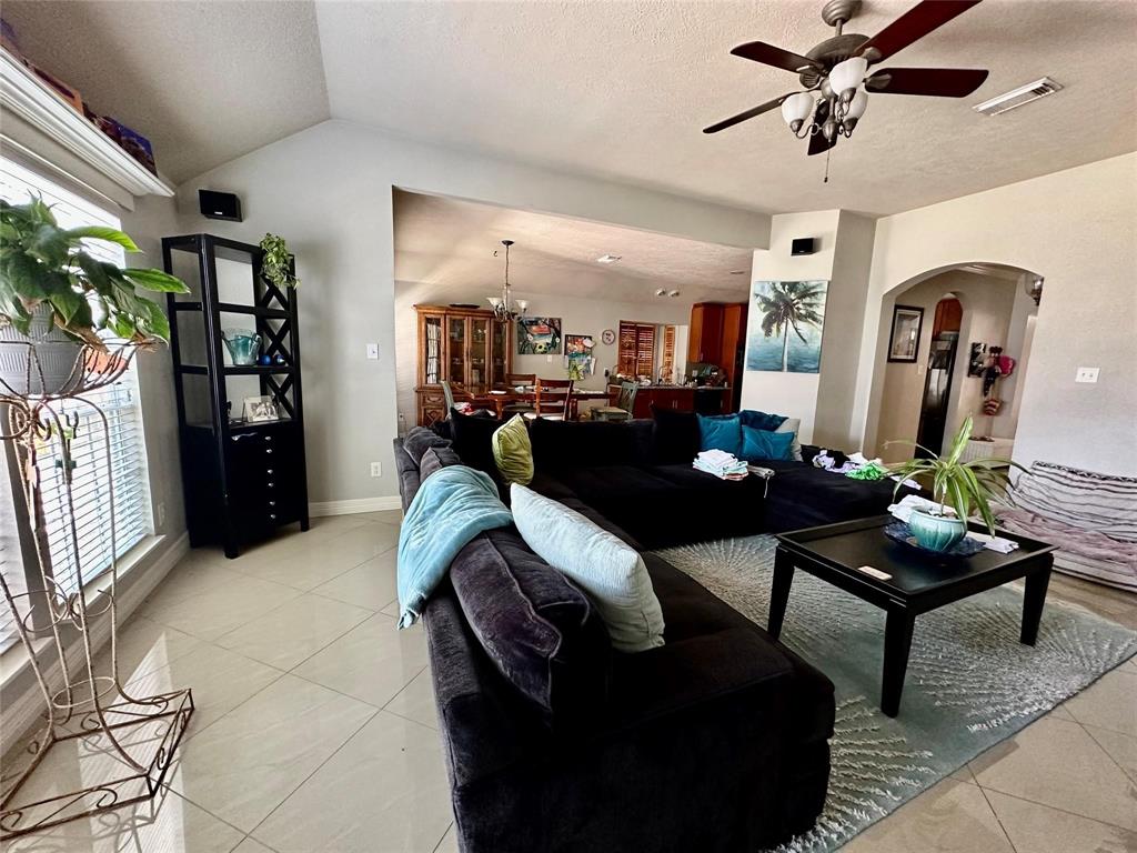 20410 Cajon Canyon Court, Katy, Texas image 4