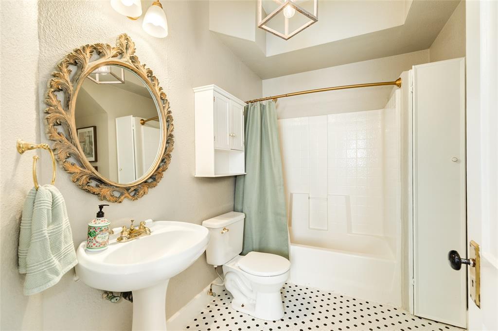 1001 Avenue K, Galveston, Texas image 19