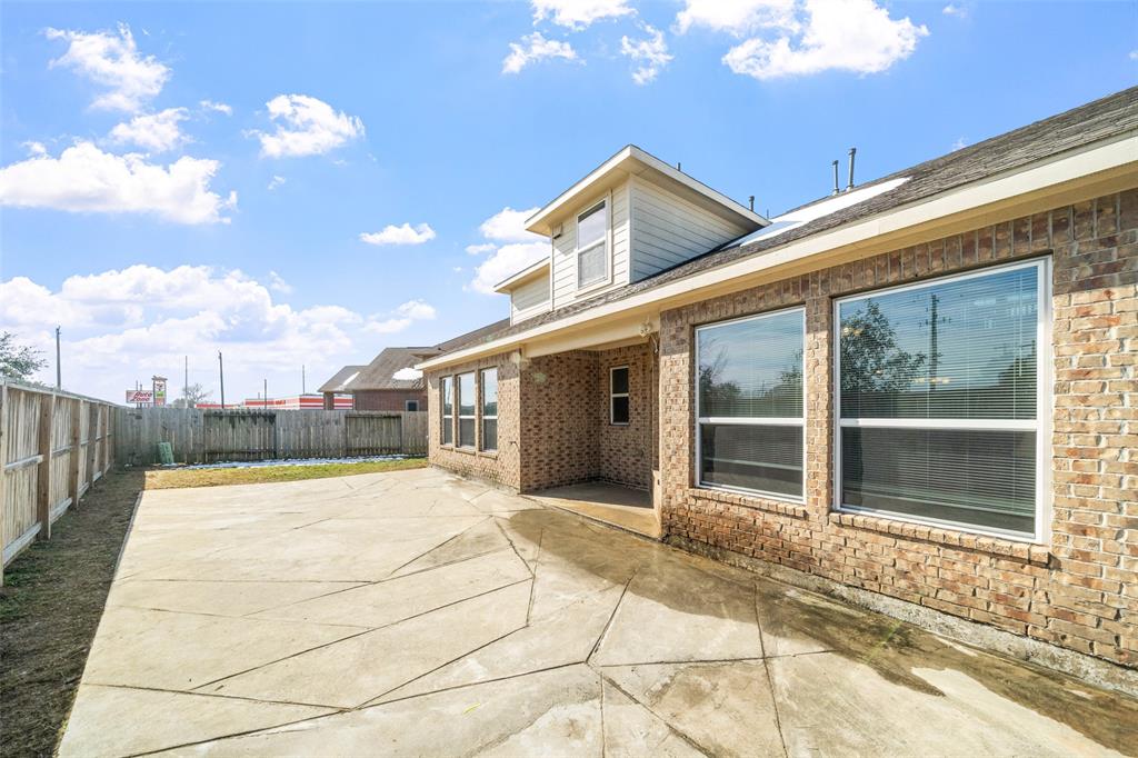 8610 Morning Dove Lane, Baytown, Texas image 30