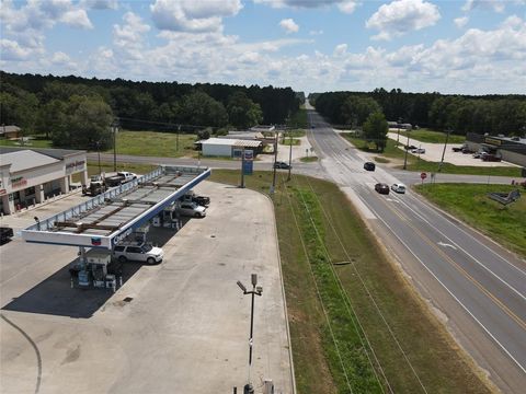 Photo of 3 Tx-146, Livingston, TX 77351 (MLS # 19837612) Photo of 3 Tx-146, Livingston, TX 77351 (MLS # 19837612)