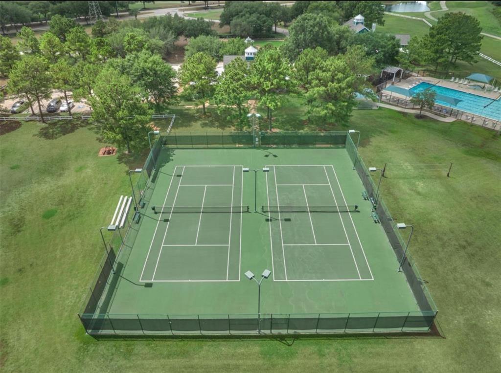 6907 Autumn Rain Lane, Spring, Texas image 42