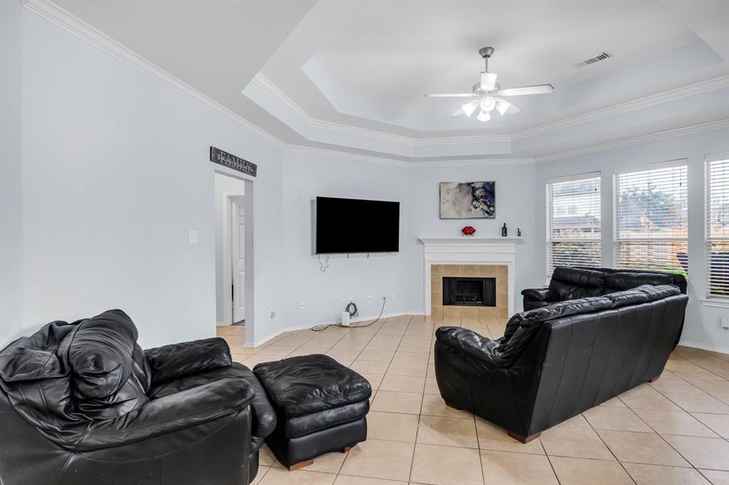 2304 Granite Shoals Court, Pearland, Texas image 14