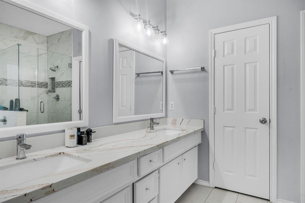 2304 Granite Shoals Court, Pearland, Texas image 20