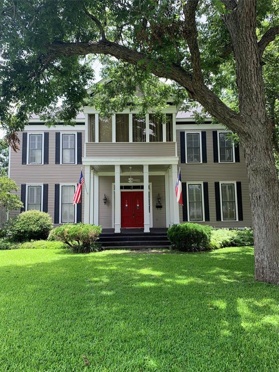 636 S Franklin St, La Grange, Texas image 1