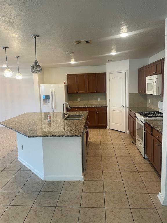 Photo 10 of 29 of 11711 Wren Crossing Drive house