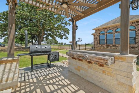 Single Family Residence in Hempstead TX 105 Hogan Lane 35.jpg