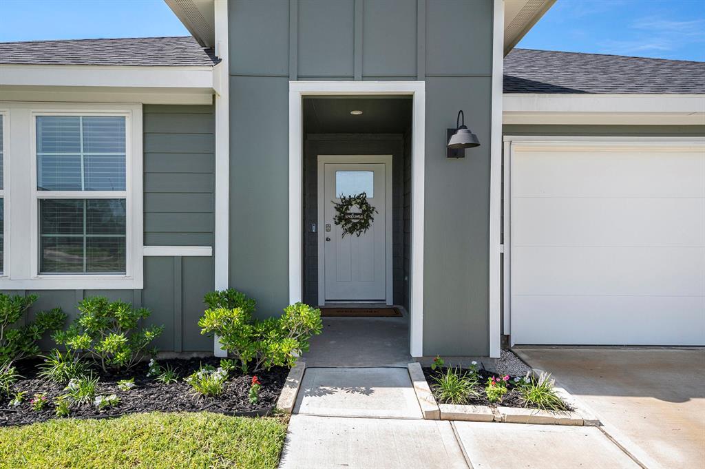 31723 Kellan Grove Court, Fulshear, Texas image 24