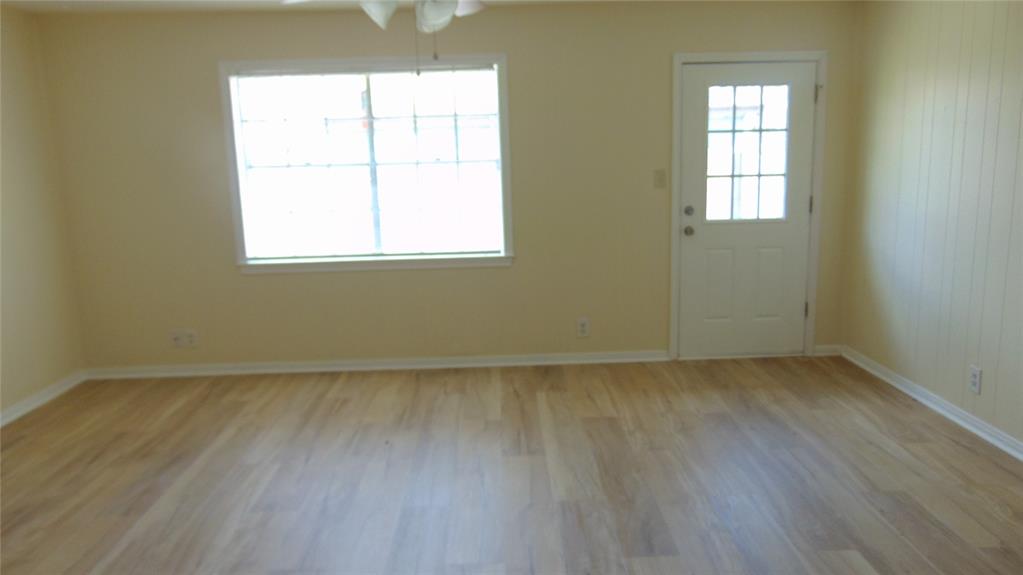 112 Birch Street, Lake Jackson, Texas image 13