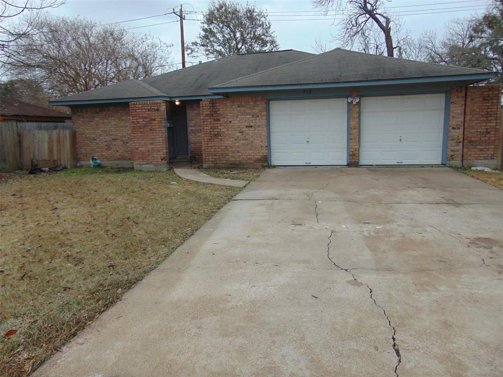 112 Birch Street, Lake Jackson, Texas image 1