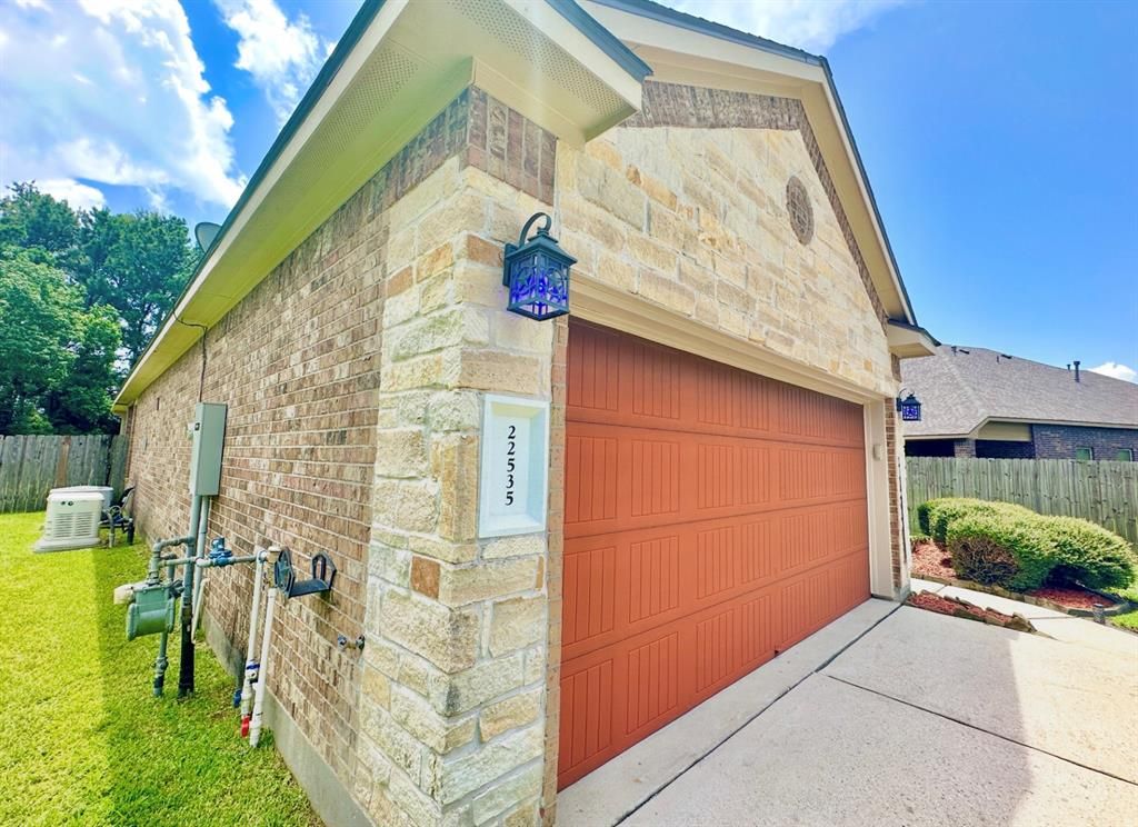 Photo of 22535 Range Haven Lane, Porter, TX 77365 (MLS # 12061768)