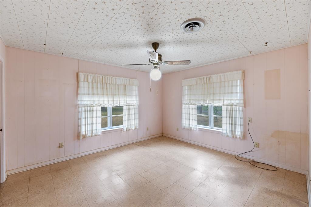 2304 Highway 71, Columbus, Texas image 17