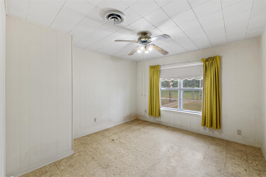 2304 Highway 71, Columbus, Texas image 15