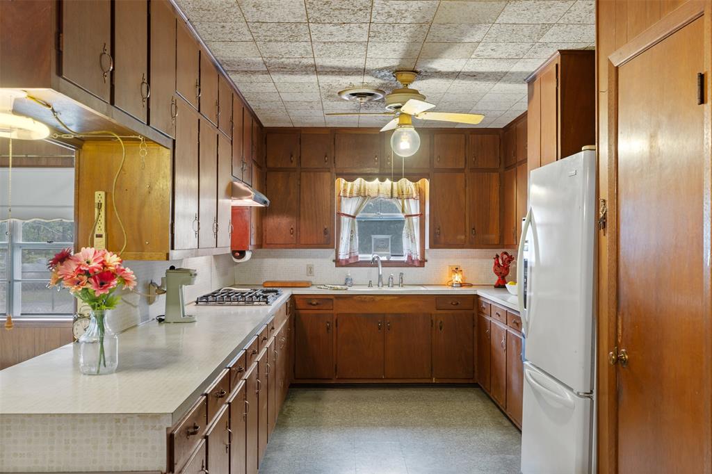 2304 Highway 71, Columbus, Texas image 5