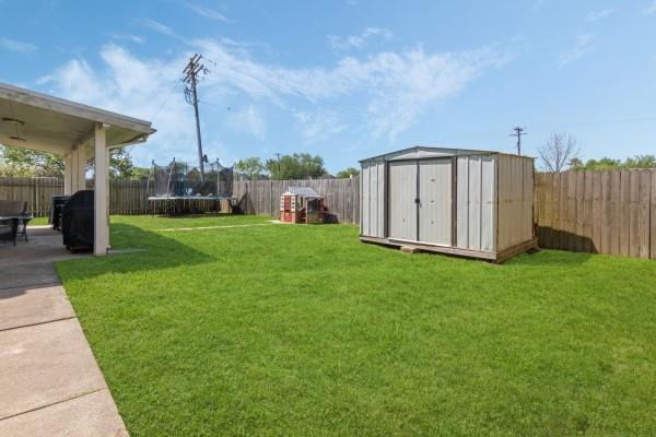 216 Armand Bay Drive, Dickinson, Texas image 27