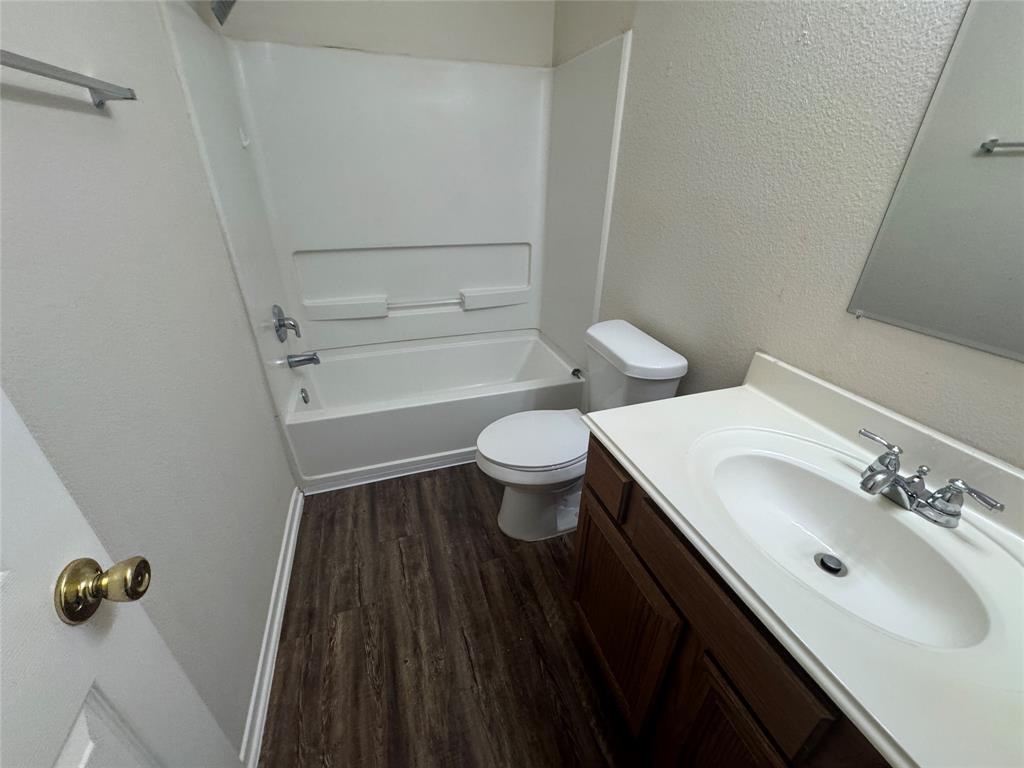 3922 Mossy Place Lane, Spring, Texas image 12