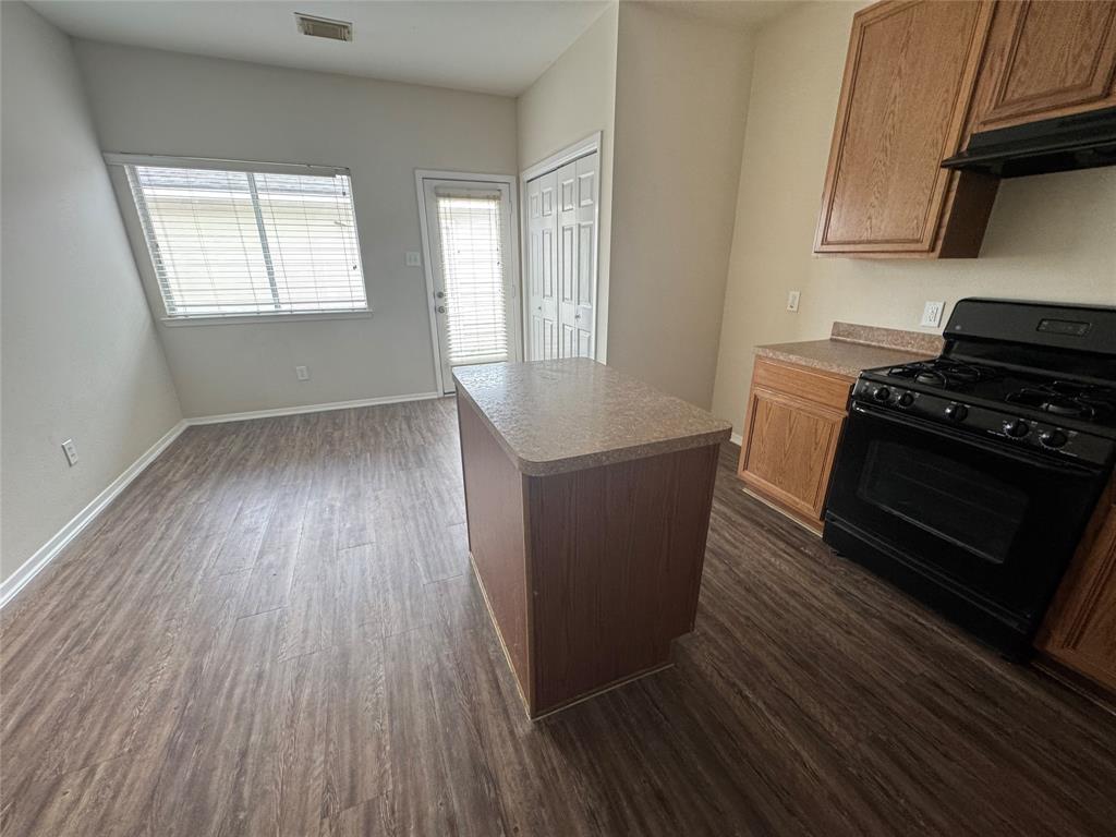 3922 Mossy Place Lane, Spring, Texas image 16