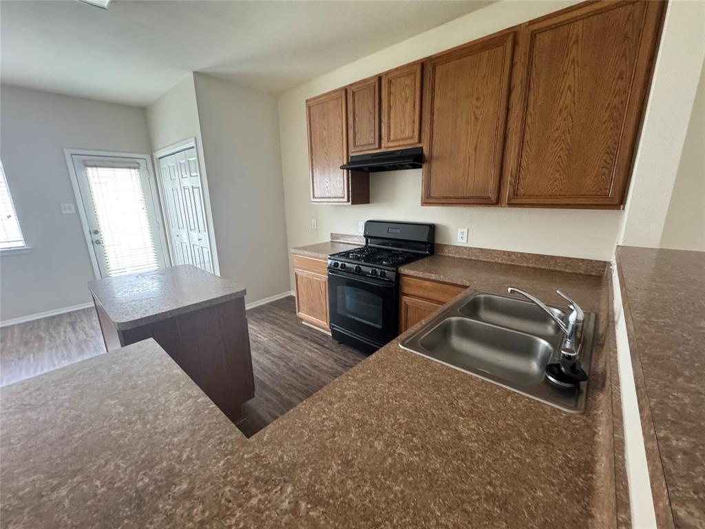 3922 Mossy Place Lane, Spring, Texas image 15
