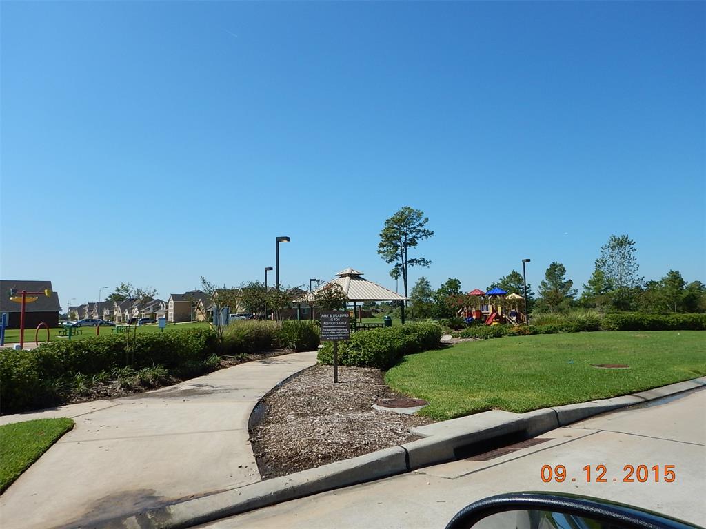 3922 Mossy Place Lane, Spring, Texas image 37