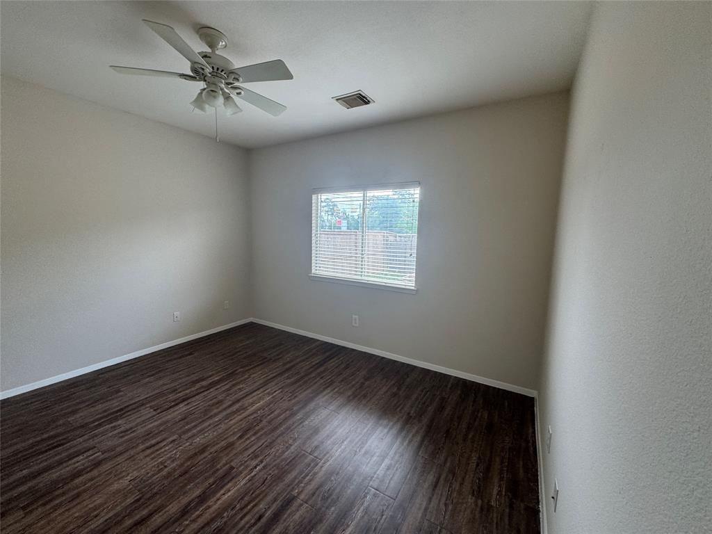 3922 Mossy Place Lane, Spring, Texas image 19