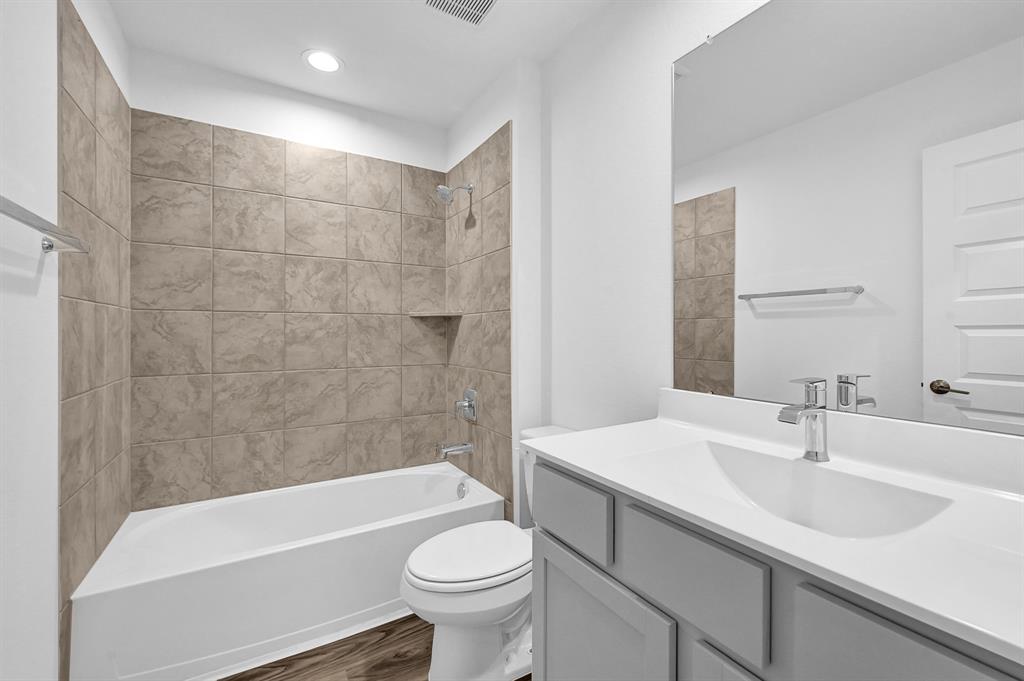 31334 Kenswick Grove Lane, Fulshear, Texas image 17