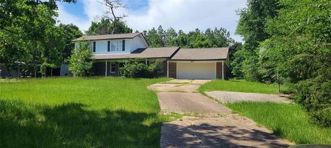 Single Family Residence in Huntsville TX 96 Jenkins Road.jpg