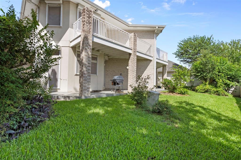 4601 Country Club View