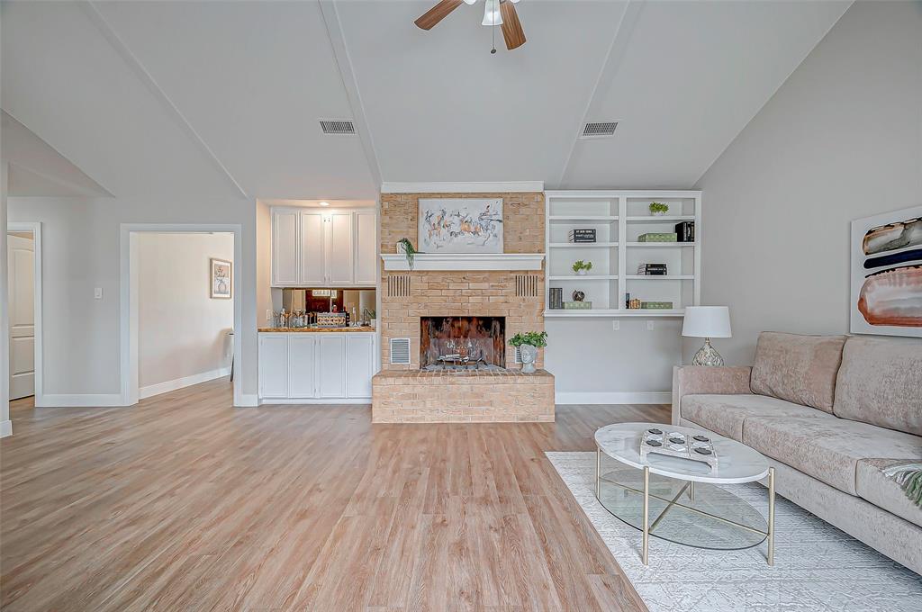201 N Hunt Street, Bellville, Texas image 5