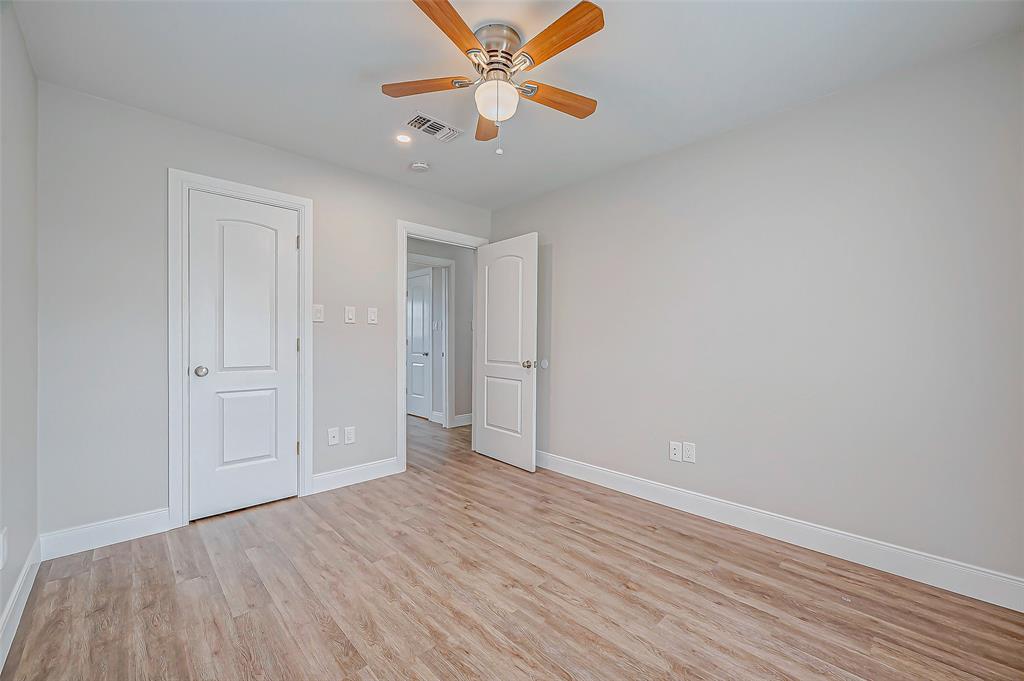 201 N Hunt Street, Bellville, Texas image 20