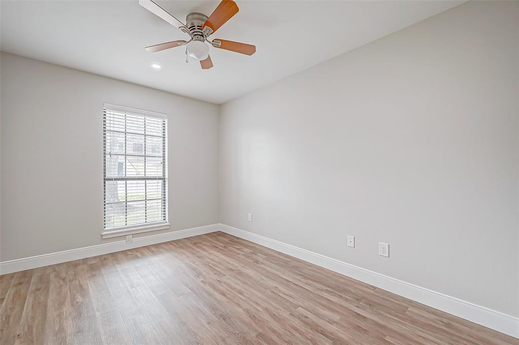 201 N Hunt Street, Bellville, Texas image 18