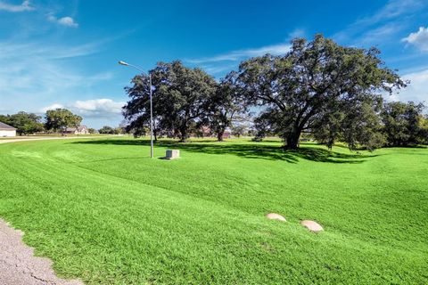 327 Cavalry Trail Drive Rosharon TX 77583