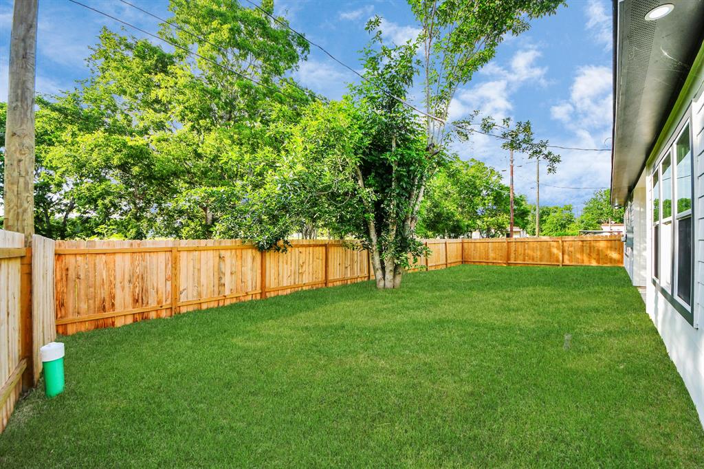 7430 Avenue E, Beasley, Texas image 9