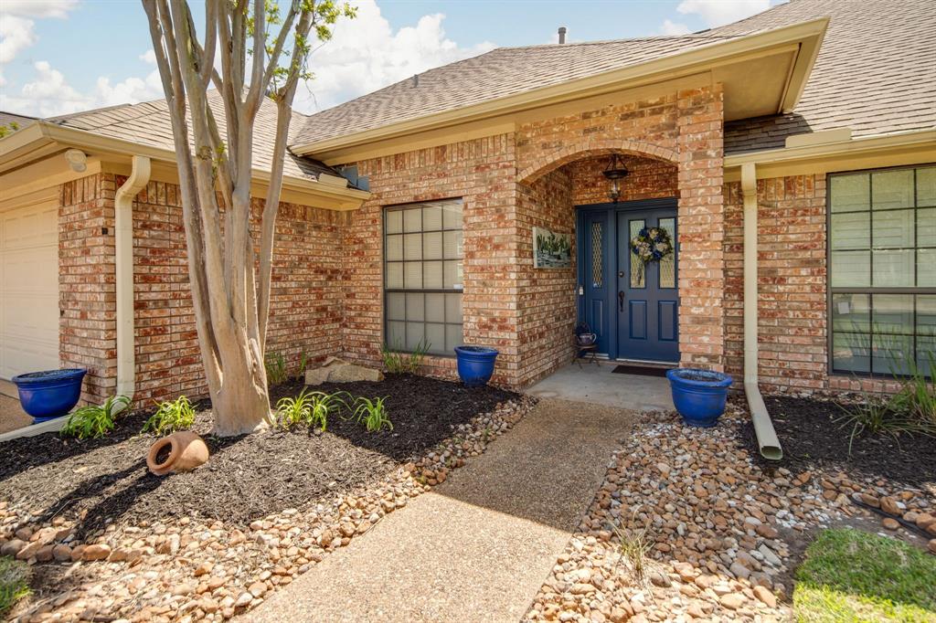 4724 Hunington Drive, Bryan, Texas image 3