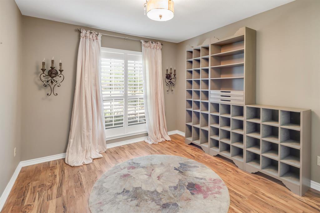 4724 Hunington Drive, Bryan, Texas image 21