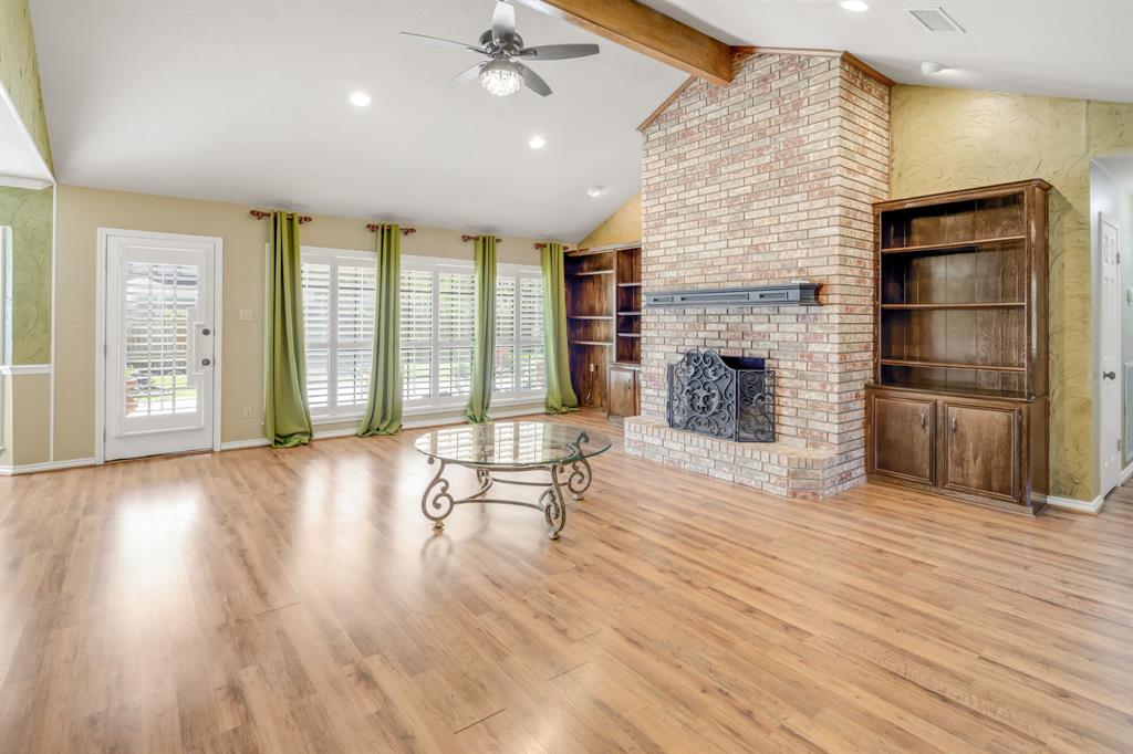 4724 Hunington Drive, Bryan, Texas image 16