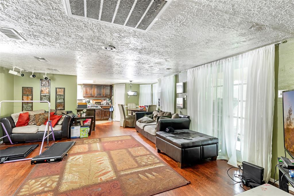 19714 Faye Oaks Court, Humble, Texas image 9